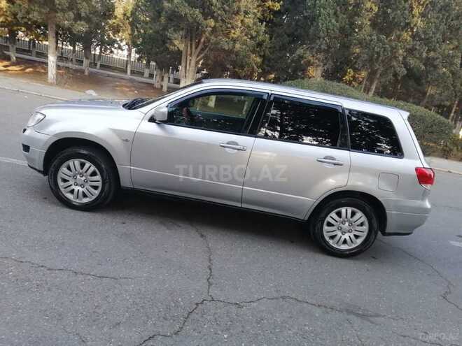 Mitsubishi Airtrek 2001, 256,456 km - 2.0 л - Sumqayıt