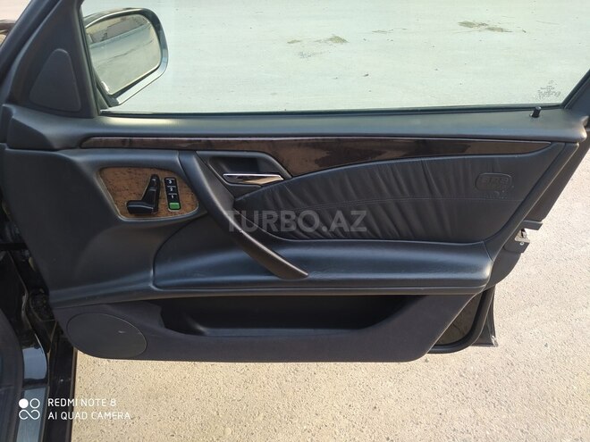 Mercedes E 320 2001, 340,000 km - 3.2 l - Bakı