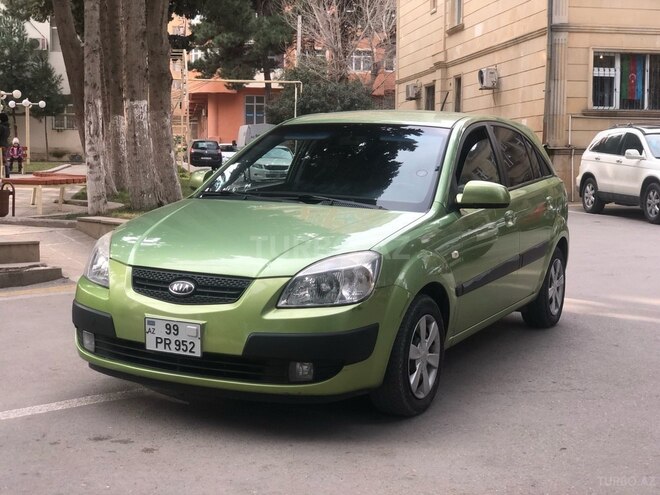 Kia Rio 2006, 135,000 km - 1.4 l - Bakı