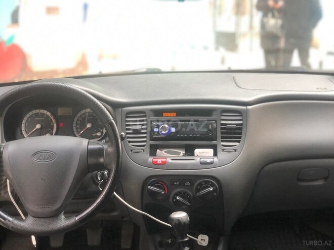 Kia Rio 2006, 135,000 km - 1.4 l - Bakı
