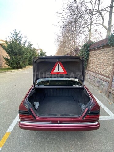 Mercedes E 220 1995, 380,142 km - 2.2 л - Bakı