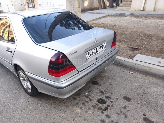 Mercedes C 240 1998, 432,000 km - 2.4 l - Naftalan