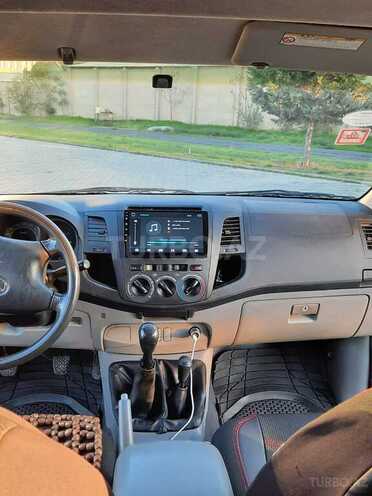 Toyota Hilux 2012, 200,000 km - 2.5 l - Bakı