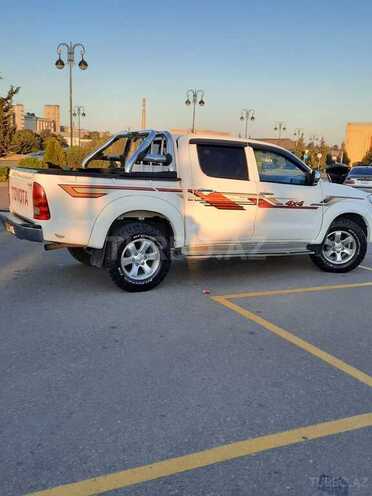 Toyota Hilux 2012, 200,000 km - 2.5 l - Bakı