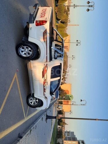 Toyota Hilux 2012, 200,000 km - 2.5 l - Bakı