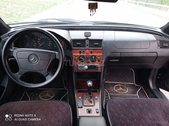 Mercedes C 220 1999, 325,800 km - 2.2 l - Bakı