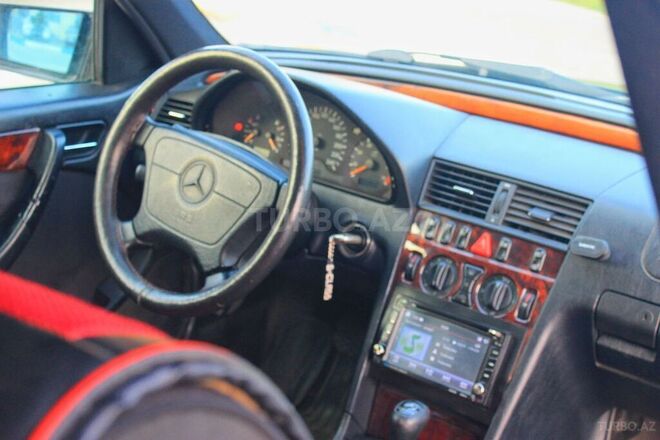 Mercedes C 200 1997, 301,000 km - 2.0 l - Bakı