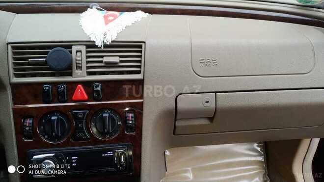 Mercedes C 200 1997, 298,000 km - 2.0 l - Sumqayıt