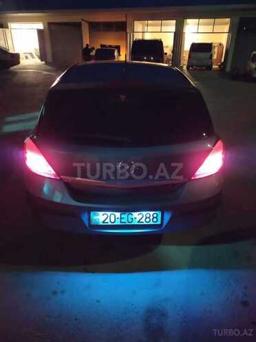 Opel Astra 2005, 166,000 km - 1.4 l - Samux