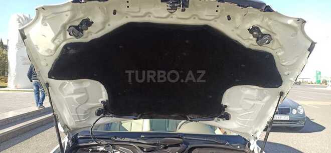 Mercedes E 260 2002, 210,425 km - 2.6 l - Gəncə