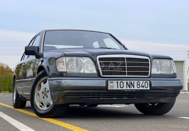 Mercedes E 220 1994, 345,000 km - 2.2 l - Şəmkir