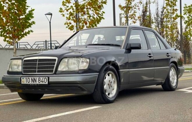 Mercedes E 220 1994, 345,000 km - 2.2 l - Şəmkir
