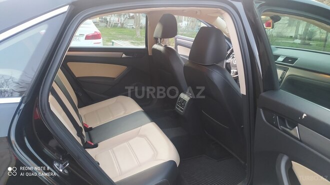 Volkswagen Passat 2014, 100,000 km - 1.8 l - Bakı