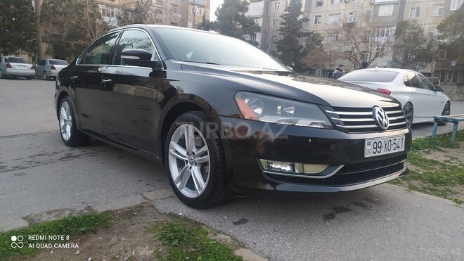 Volkswagen Passat 2014, 100,000 km - 1.8 l - Bakı