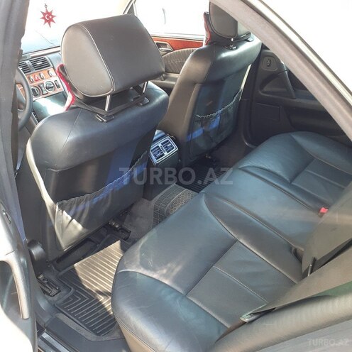 Mercedes E 240 1998, 232,281 km - 2.4 л - Bakı