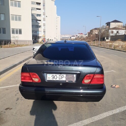 Mercedes E 240 1998, 232,281 km - 2.4 л - Bakı