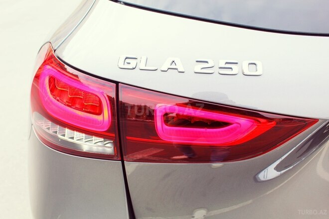 Mercedes GLA 250 2021, 0 km - 2.0 l - Bakı