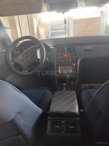 Mercedes E 200 1996, 317,000 km - 2.0 л - Bakı