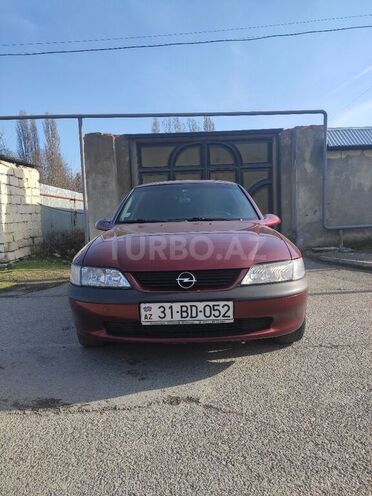 Opel Vectra 1998, 217,000 km - 1.6 l - İsmayıllı