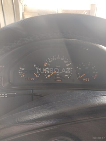 Mercedes E 200 1996, 317,000 km - 2.0 л - Bakı