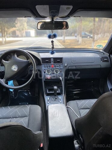 Mercedes C 240 1999, 400,251 km - 2.4 l - Sumqayıt