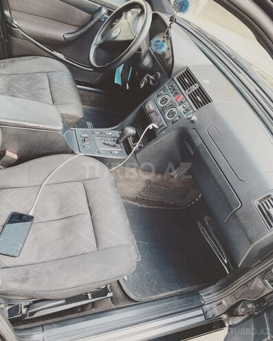 Mercedes C 240 1999, 400,251 km - 2.4 l - Sumqayıt