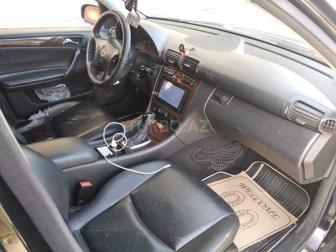 Mercedes C 240 2002, 235,421 km - 2.6 l - Bakı
