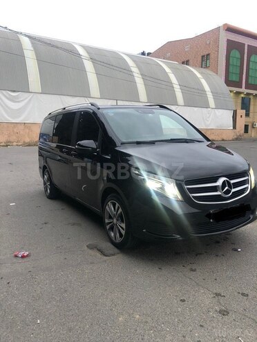 Mercedes V 220 2014, 300,000 km - 2.2 l - Bakı