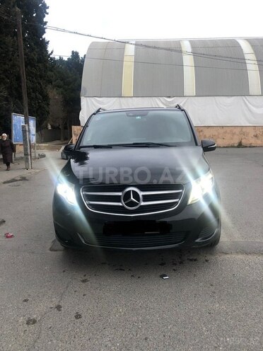 Mercedes V 220 2014, 300,000 km - 2.2 l - Bakı