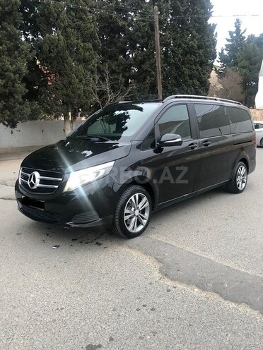 Mercedes V 220 2014, 300,000 km - 2.2 l - Bakı