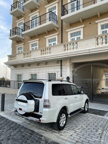 Mitsubishi Pajero 2013, 106,000 km - 3.5 l - Bakı