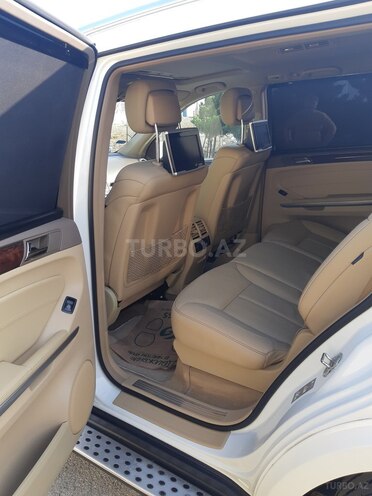 Mercedes GL 500 2010, 209,000 km - 5.5 л - Bakı