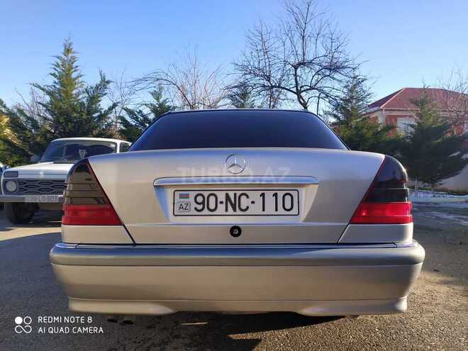 Mercedes C 220 1997, 310,000 km - 2.2 l - Quba