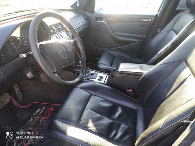 Mercedes C 220 1997, 310,000 km - 2.2 l - Quba