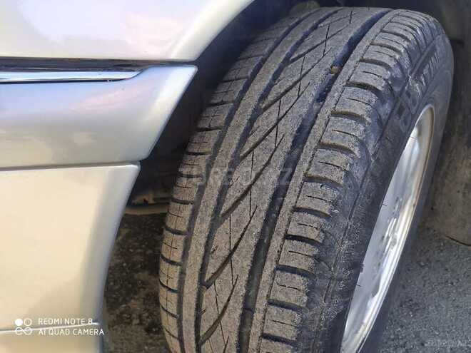 Mercedes C 220 1997, 310,000 km - 2.2 l - Quba