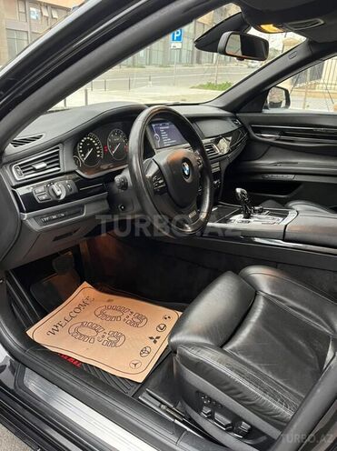 BMW 750 2010, 233,000 km - 4.4 l - Gəncə