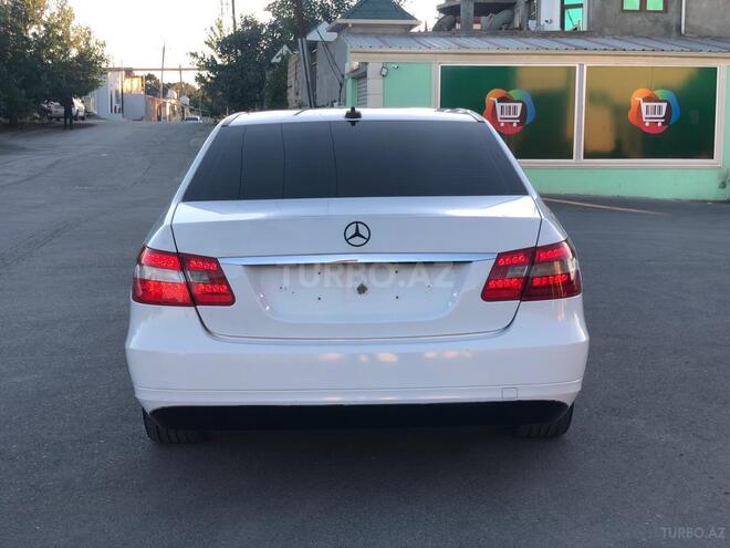 Mercedes E 220 2011, 298,000 km - 2.2 l - Bakı