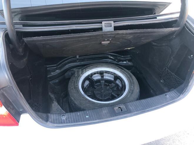 Mercedes E 220 2011, 298,000 km - 2.2 l - Bakı