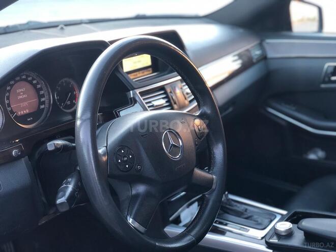Mercedes E 220 2011, 298,000 km - 2.2 l - Bakı