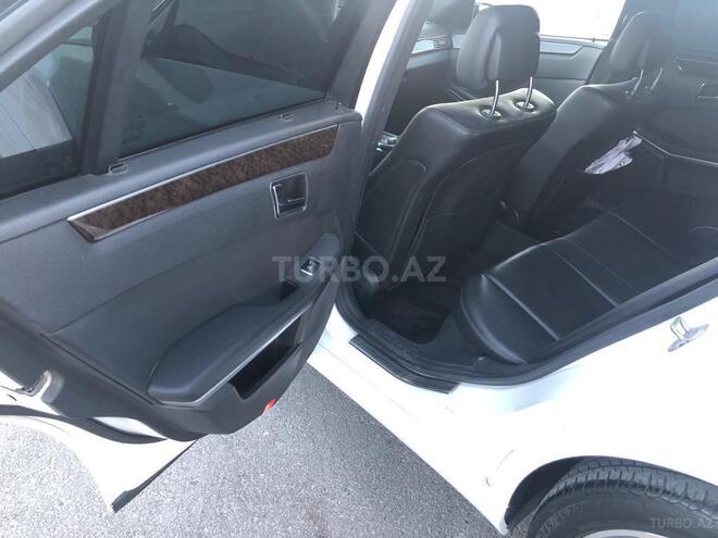 Mercedes E 220 2011, 298,000 km - 2.2 l - Bakı