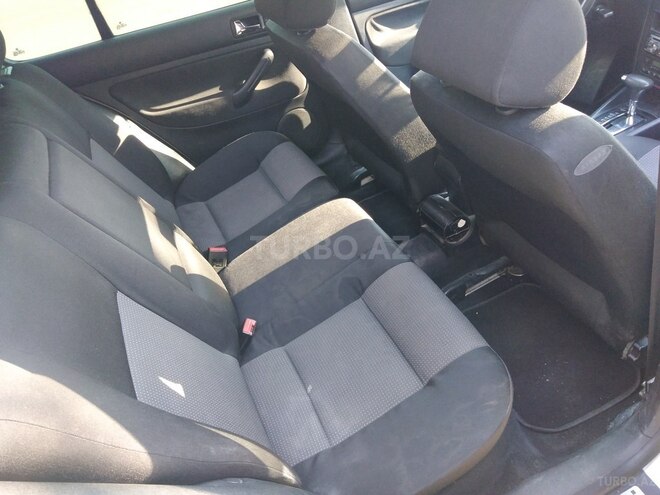 Volkswagen Golf 2001, 215,000 km - 1.6 l - Gəncə