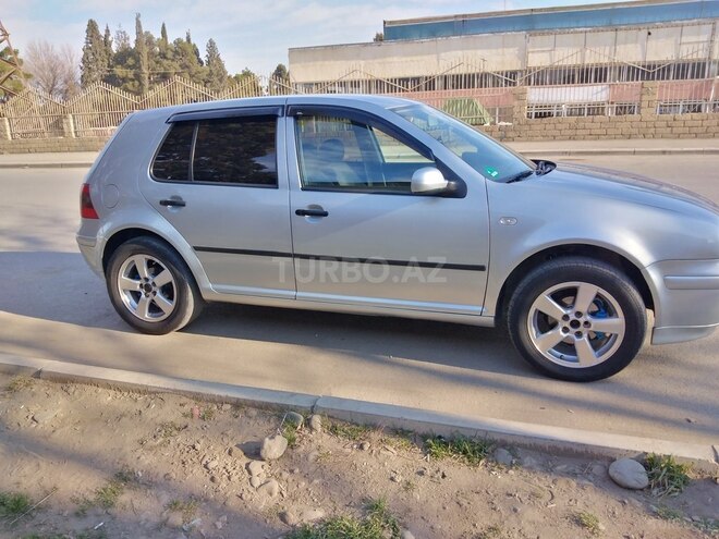 Volkswagen Golf 2001, 215,000 km - 1.6 l - Gəncə