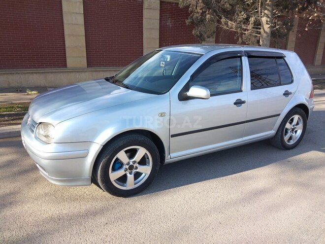 Volkswagen Golf 2001, 215,000 km - 1.6 l - Gəncə