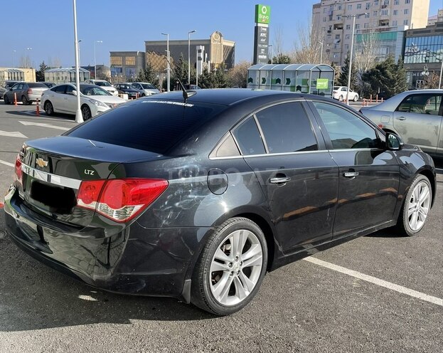 Chevrolet Cruze 2011, 145,600 km - 1.4 l - Bakı