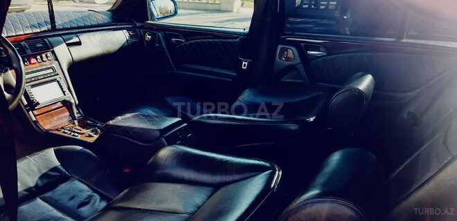 Mercedes E 240 1999, 380,000 km - 2.4 l - Saatlı