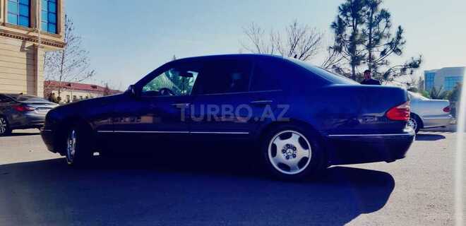Mercedes E 240 1999, 380,000 km - 2.4 l - Saatlı