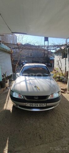 Opel Vectra 1997, 196,000 km - 1.6 l - Bakı