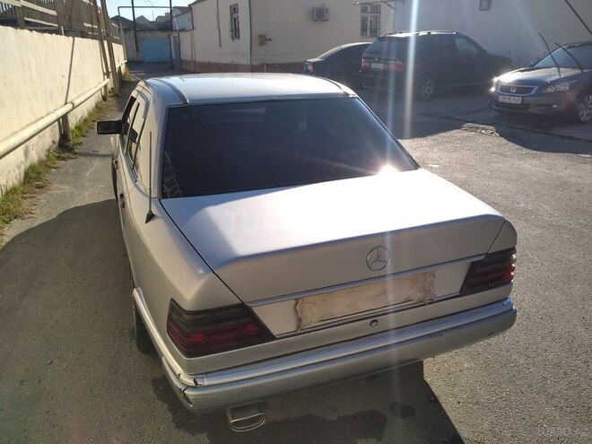 Mercedes E 230 1992, 645,412 km - 2.3 l - Bakı