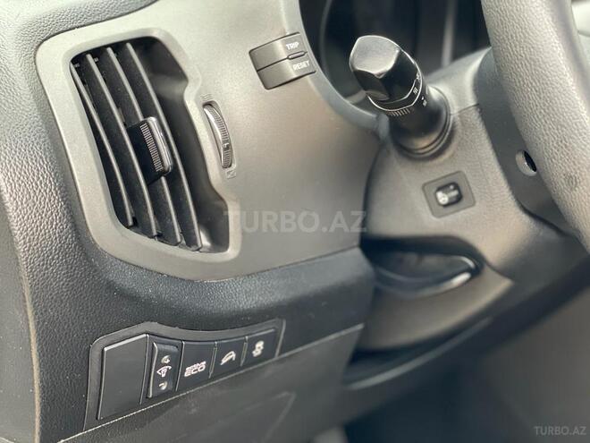 Kia Sportage 2011, 153,000 km - 2.0 l - Bakı