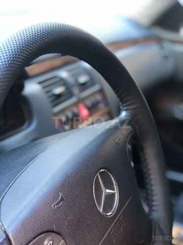 Mercedes E 270 2000, 326,000 km - 2.7 l - Bakı